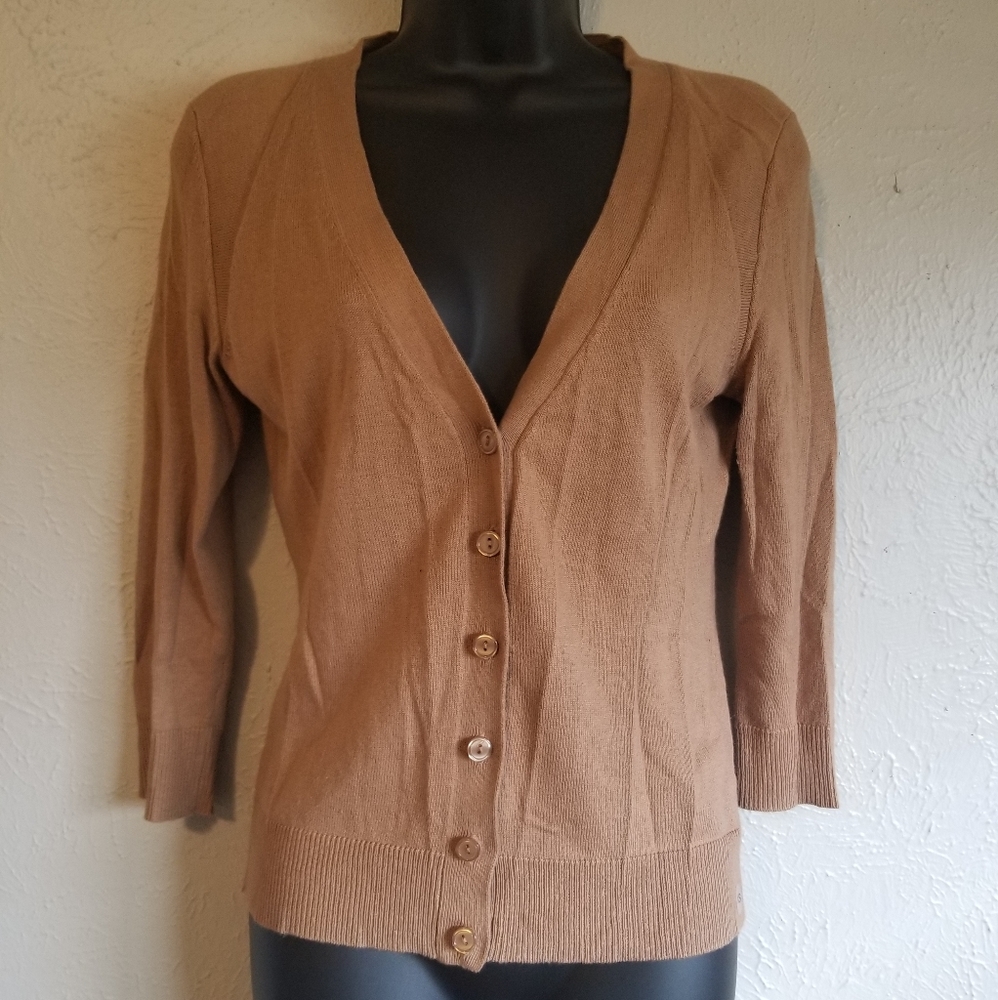 NEW YORK AND COMPANY CARDIGAN SWEATER